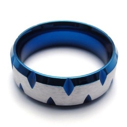 Bague En Titane Finement Travaillée, Aux Belles Couleurs, D'Excellente Qualité