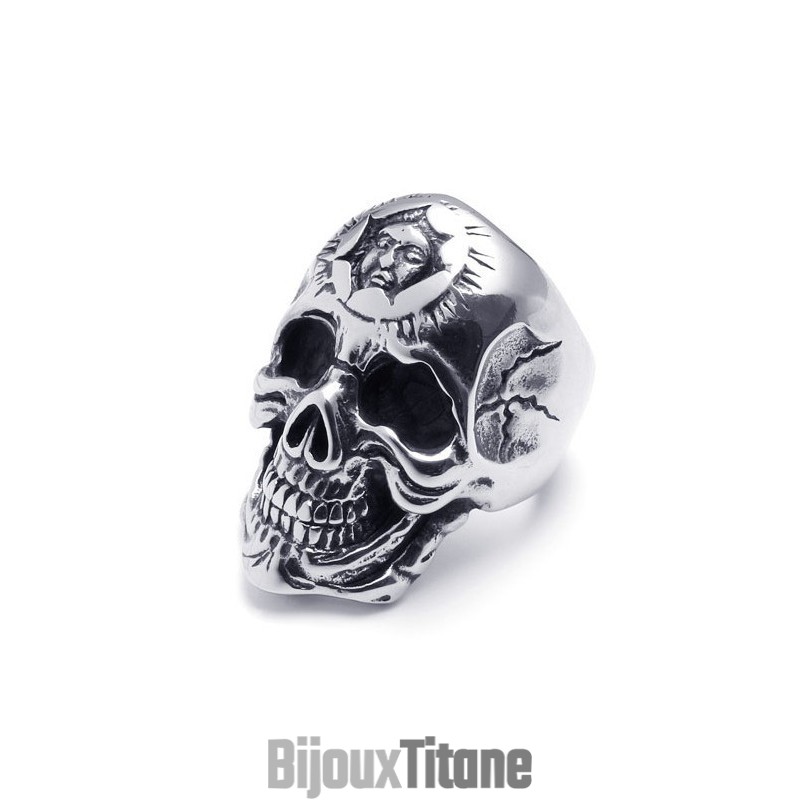 Bague En Cuir Titane D'Excellente Qualité, Aux Couleurs Délicates Et Finement Travaillées