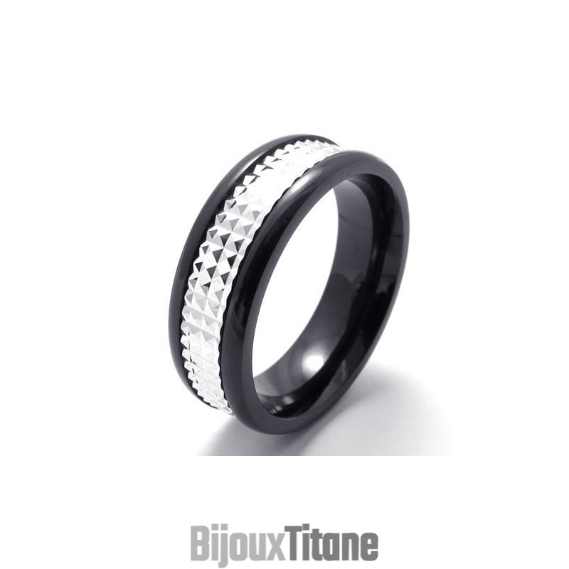 Bague En Titane Durable Et Aux Couleurs Délicates De Dernière Technologie Bague En Titane Durable Et Aux Couleurs Délicates De Dernière Technologie