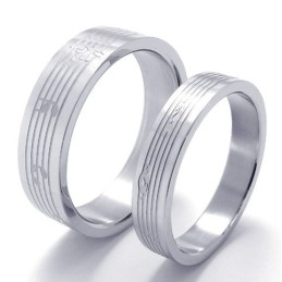 Bague En Titane De Renommée Mondiale, Couleur Brillante Et Design Habile