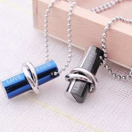 Collier Pendentif En Titane Avec Inscription « Love Forever Sweetheart Embrace »