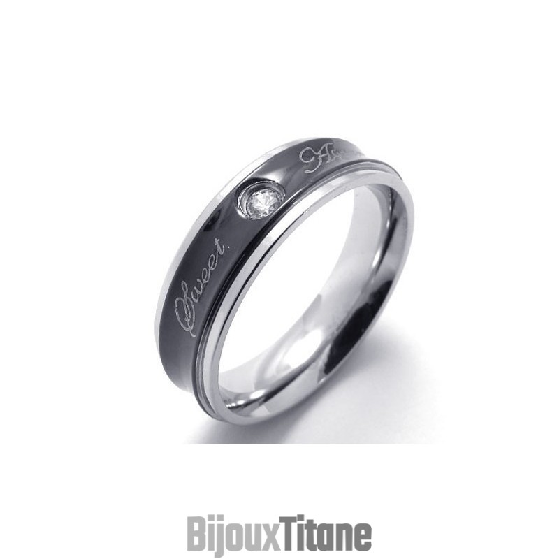 Bague En Titane De Qualité Stable Et Aux Couleurs Délicates Et Au Design Luxueux Bague En Titane De Qualité Stable Et Aux Couleurs Délicates Et Au Design Luxueux