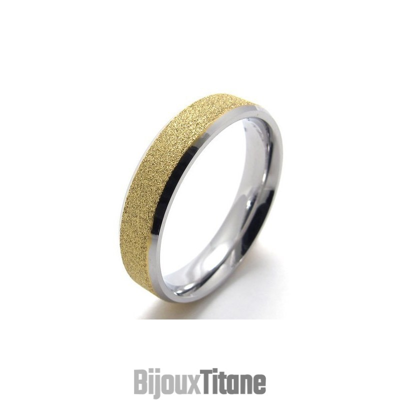 Bague En Titane Aux Couleurs Délicates Et Durables