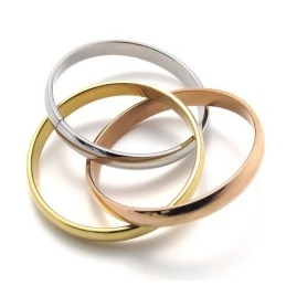 Bague En Titane Au Design Magnifique Et Aux Couleurs Magnifiques, Durable À Utiliser