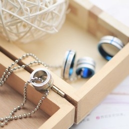 Collier Pendentif En Titane Avec Anneaux En Forme De Cercle Et Inscription « Love Only You Sweetheart »