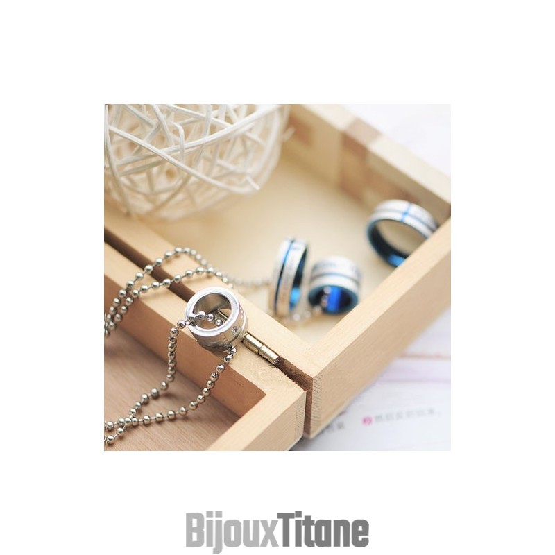 Collier Pendentif En Titane Avec Anneaux En Forme De Cercle Et Inscription « Love Only You Sweetheart » Collier Pendentif En Titane Avec Anneaux En Forme De Cercle Et Inscription « Love Only You Sweetheart »