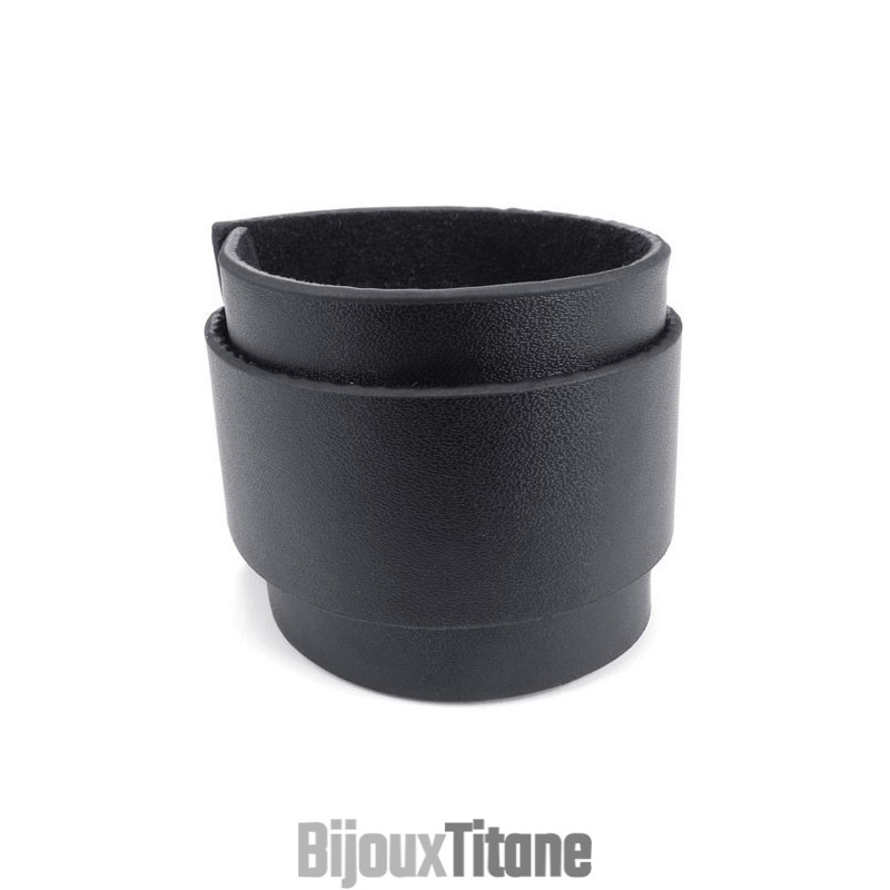 Bracelet En Cuir Titane De Qualité Fiable Et Aux Couleurs Délicates, Fabriqué Avec Soin Bracelet En Cuir Titane De Qualité Fiable Et Aux Couleurs Délicates, Fabriqué Avec Soin