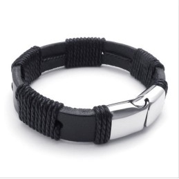 Bracelet En Cuir Titane De Qualité Fiable Et Aux Couleurs Délicates Au Design Astucieux