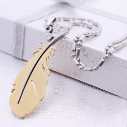 Collier Pendentif Plume Volante En Titane Tendance