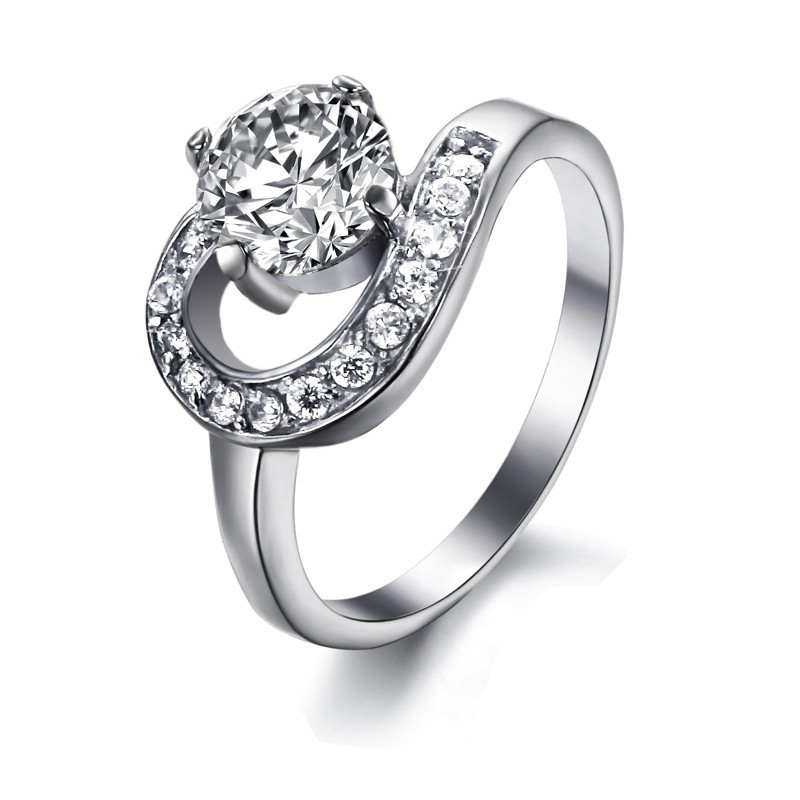 Bague En Titane Pour Femme De Haute Qualité Avec Strass Bague En Titane Pour Femme De Haute Qualité Avec Strass