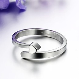 Bague En Titane Pour Femme « Le Roi De La Quantité »