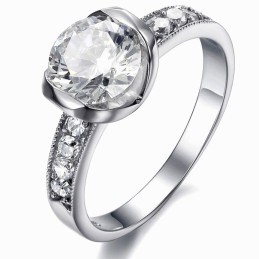 Pour Une Excellente Réputation En France Et À L'Étranger, Bague En Titane Pour Femme Avec Strass