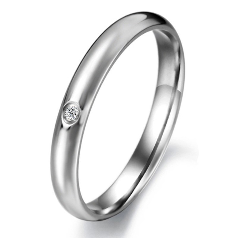 Bague En Titane Pour Femme, De Qualité Fiable, Avec Strass Bague En Titane Pour Femme, De Qualité Fiable, Avec Strass