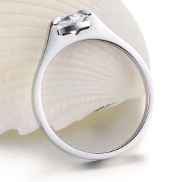 Bague En Titane De Qualité Stable Avec Strass