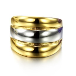 Bien Connu Pour Sa Bague En Titane Exagérée De Haute Qualité
