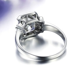 Bien Connu Pour Sa Bague Féminine En Titane De Haute Qualité Avec Strass