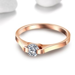 Bague En Titane Pour Femme De Qualité Stable