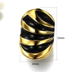 Bague En Titane Exagérée, Bien Vendue Dans Le Monde Entier