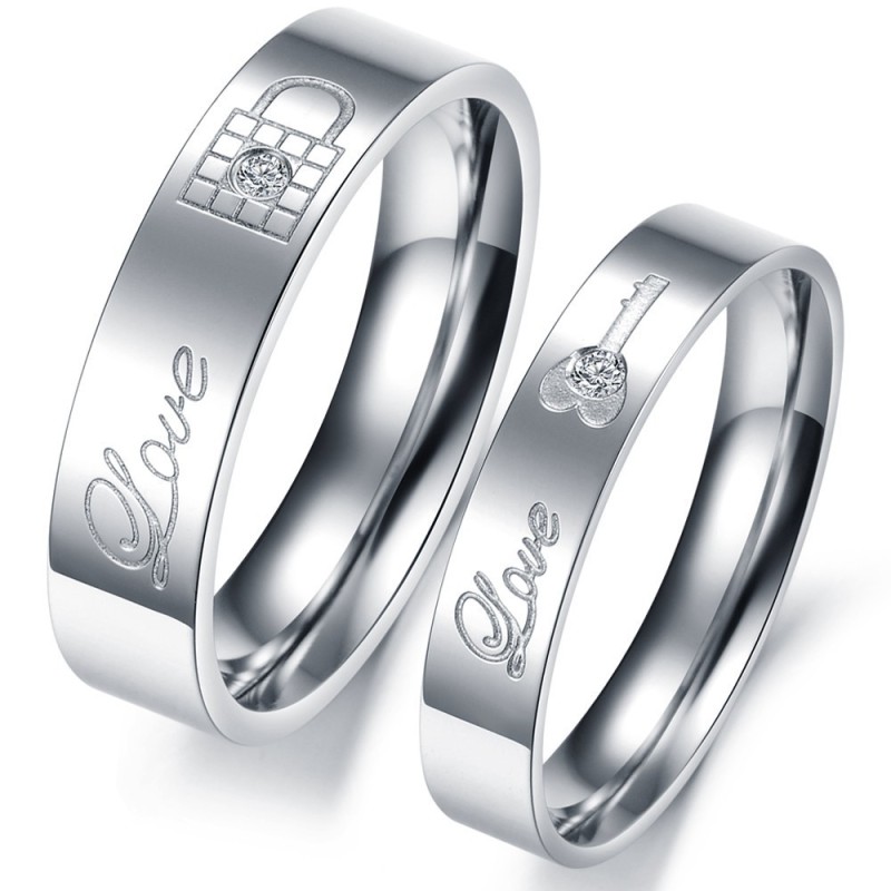 Bague En Titane De Haute Qualité Pour Amoureux Avec Strass