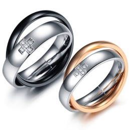 Bague En Titane Avec Croix Et Diamants Pour Amoureux