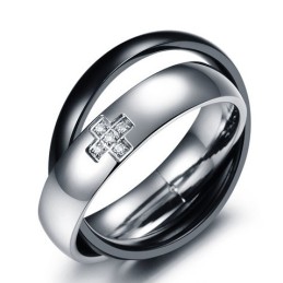 Bague En Titane Avec Croix Et Diamants Pour Amoureux