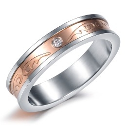 La Bague En Titane À Motif Décoratif De Qualité Pour Les Amoureux
