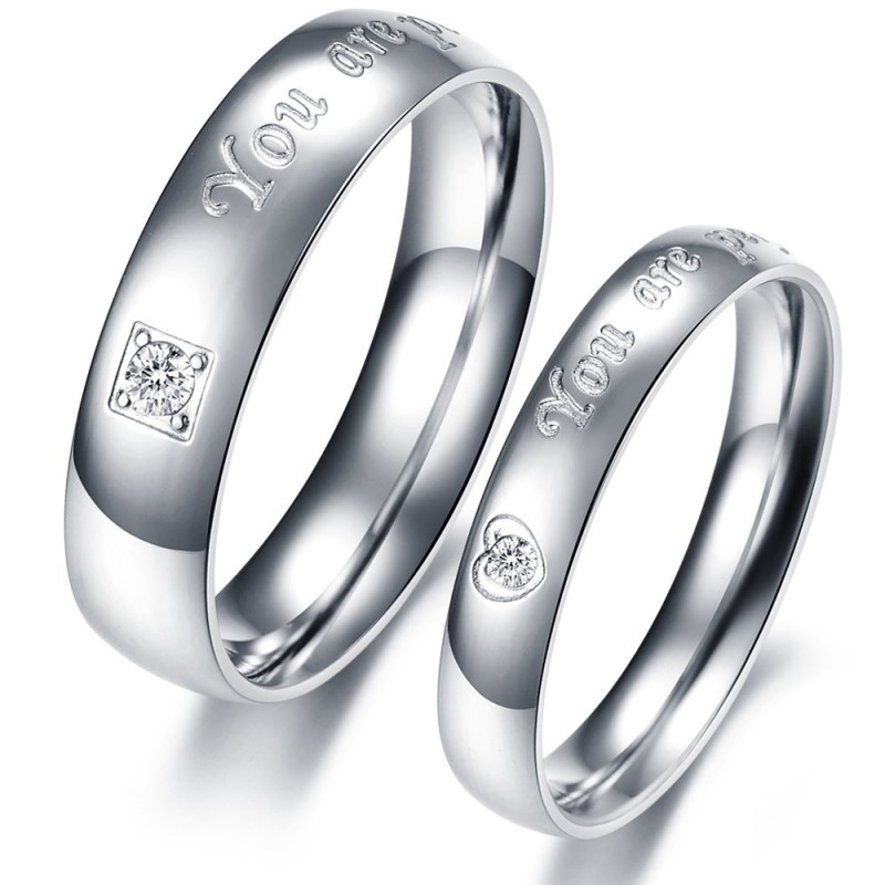 Bague En Titane Avec Strass Pour Amoureux, Qualité Et Quantité Garanties Bague En Titane Avec Strass Pour Amoureux, Qualité Et Quantité Garanties