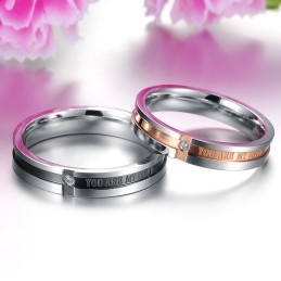 Pour Une Excellente Réputation Au Pays Et À L'Étranger, Une Bague En Titane Pour Les Amoureux