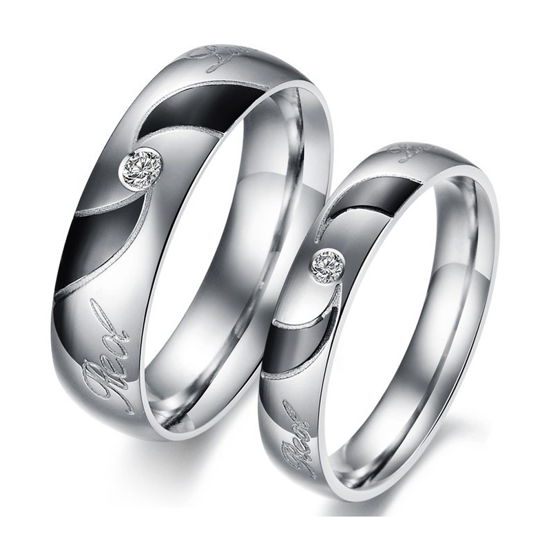 Bague En Titane Noir De Haute Qualité Pour Amoureux Avec Diamant Bague En Titane Noir De Haute Qualité Pour Amoureux Avec Diamant