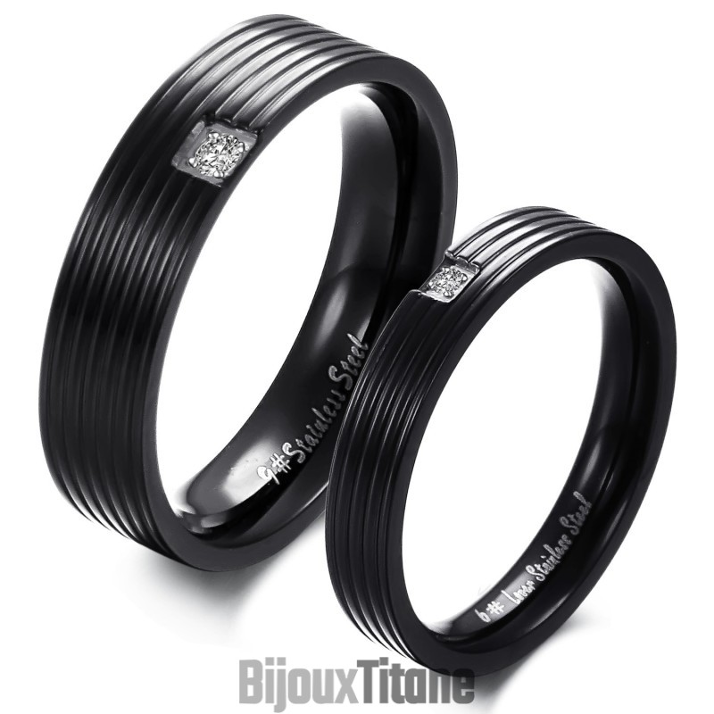 Pour Avoir Une Longue Histoire, Une Simple Bague En Titane Pour Les Amoureux Pour Avoir Une Longue Histoire, Une Simple Bague En Titane Pour Les Amoureux
