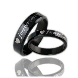 Bague En Titane Noir De Qualité Stable Pour Les Amoureux