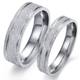 Bague En Titane Durable Et Résistante Aux Rayures Pour Les Amoureux
