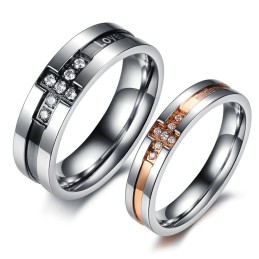 Bague En Titane Avec Croix Et Strass Pour Amoureux