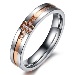 Bague En Titane Avec Croix Et Strass Pour Amoureux