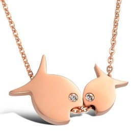 Collier En Titane En Forme De Poisson, Vendu Dans Le Monde Entier