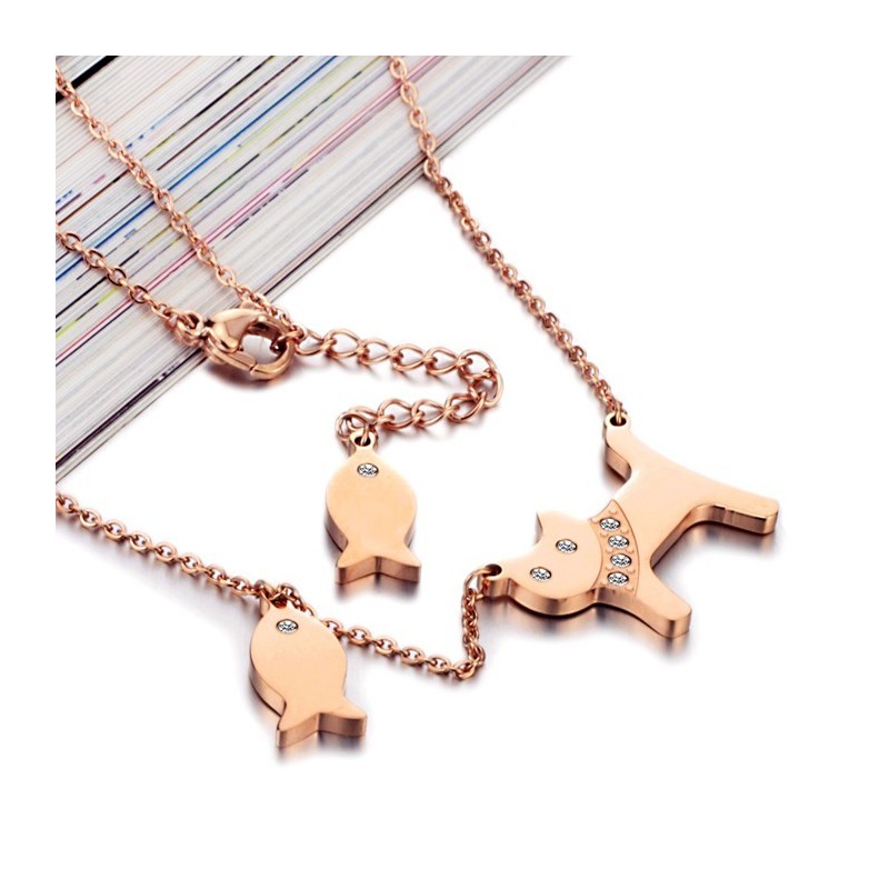 Collier En Titane « Cats Eat Fish » Vendu Dans Le Monde Entier Collier En Titane « Cats Eat Fish » Vendu Dans Le Monde Entier