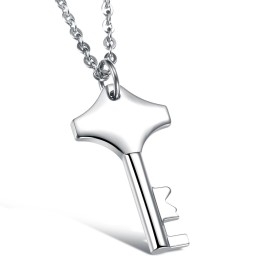 Collier Clé En Titane D'Excellente Qualité