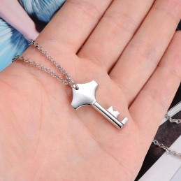 Collier Clé En Titane D'Excellente Qualité