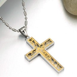 Collier En Titane Avec Croix Masculine De La Reine De La Qualité