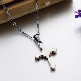 Collier En Titane Avec Croix Féminine, Le Roi De La Quantité