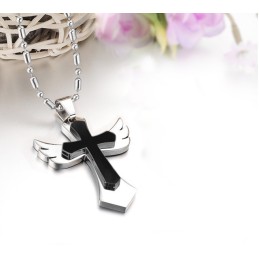 Collier Croix En Titane De Qualité Stable