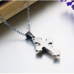 Collier En Titane Avec Croix De Qualité Supérieure