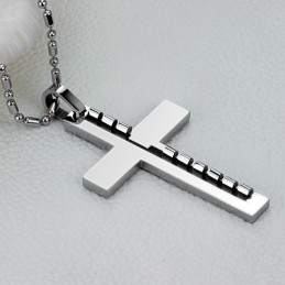 Collier En Titane Avec Croix Pour Homme, Qualité Et Quantité Garanties