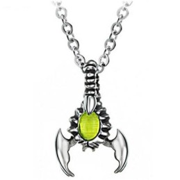 Collier En Titane Pour Homme De Renommée Mondiale