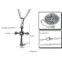 Collier Croix En Titane Pour Femme D'Excellente Qualité Avec Strass