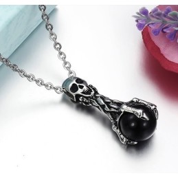Collier En Titane Tête De Mort De Qualité Et De Quantité Garanties