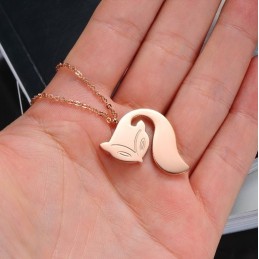 Collier En Titane En Forme De Renard Femelle, Complet Avec Spécifications