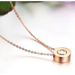Collier En Titane Pour Femme De Qualité Stable Avec Strass