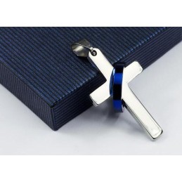 Pendentif Et Collier En Titane Avec Croix De Style Tendance