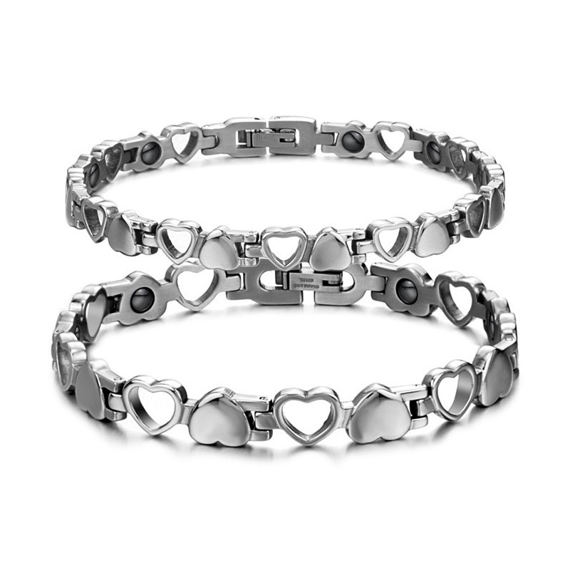 Le Bracelet En Titane Creux « King Of Quantity » Pour Les Amoureux Le Bracelet En Titane Creux « King Of Quantity » Pour Les Amoureux